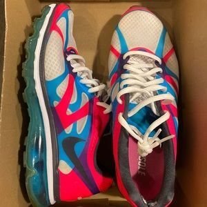 Women’s Nike AirMax